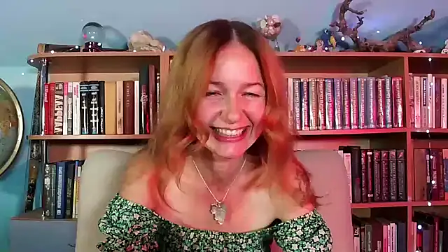 Snapshot of Foxilady357 chatting on September 9, 2025, 2:27 pm Foxilady357 online show from September 9, 2025, 2:27 pm