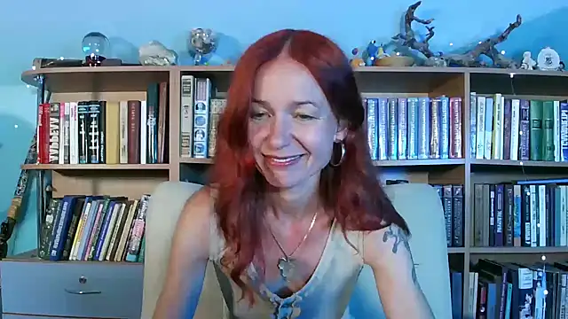 Snapshot of Foxilady357 chatting on July 11, 2026, 1:25 pm Foxilady357 online show from July 11, 2026, 1:25 pm