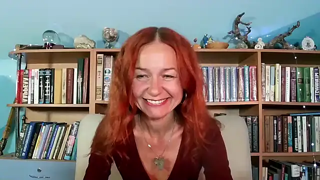 Snapshot of Foxilady357 chatting on August 5, 2026, 1:58 pm Foxilady357 online show from August 5, 2026, 1:58 pm