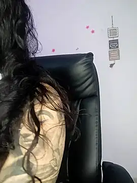 Snapshot of Valenn_fernandez chatting on June 28, 2026, 11:11 pm Valenn fernandez online show from June 28, 2026, 11:11 pm