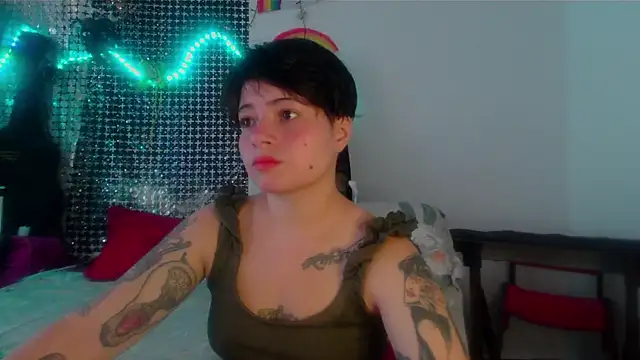 Mitsuha gate online show from October 24, 2025, 2:46 pm