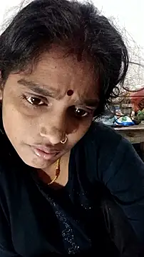 Snapshot of Guriya0076 chatting on September 15, 2025, 11:05 pm Guriya0076 online show from September 15, 2025, 11:05 pm