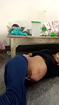 Snapshot of Guriya0076 chatting on September 19, 2025, 4:18 pm Guriya0076 online show from September 19, 2025, 4:18 pm