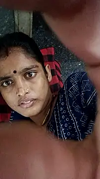 Snapshot of Guriya0076 chatting on September 21, 2025, 10:33 pm Guriya0076 online show from September 21, 2025, 10:33 pm