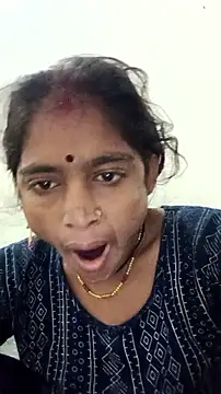 Snapshot of Guriya0076 chatting on October 1, 2025, 10:38 pm Guriya0076 online show from October 1, 2025, 10:38 pm