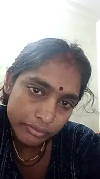 Snapshot of Guriya0076 chatting on October 12, 2025, 6:12 am Guriya0076 online show from October 12, 2025, 6:12 am