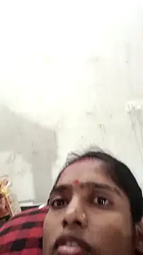 Snapshot of Guriya0076 chatting on October 28, 2025, 10:34 pm Guriya0076 online show from October 28, 2025, 10:34 pm