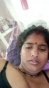 Guriya0076 online show from March 18, 2026, 10:02 pm