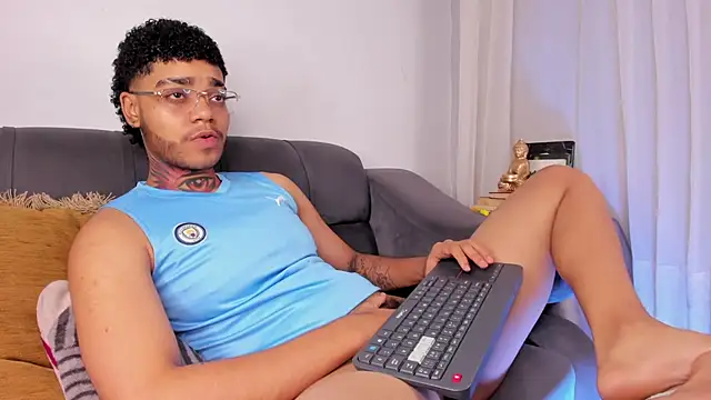 santi xximo online show from November 11, 2025, 12:43 am