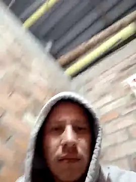 GaaraDiaz online show from October 9, 2025, 2:53 am