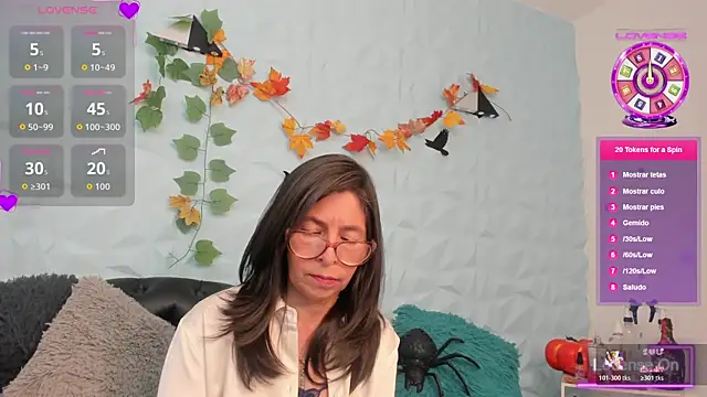 Snapshot of SabinaDeluxe_cg chatting on October 27, 2025, 7:29 pm SabinaDeluxe cg online show from October 27, 2025, 7:29 pm