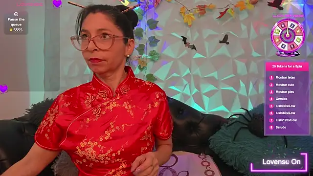 Snapshot of SabinaDeluxe_cg chatting on October 31, 2025, 12:50 pm SabinaDeluxe cg online show from October 31, 2025, 12:50 pm