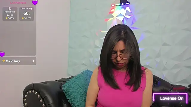 Snapshot of SabinaDeluxe_cg chatting on November 19, 2025, 12:16 pm SabinaDeluxe cg online show from November 19, 2025, 12:16 pm