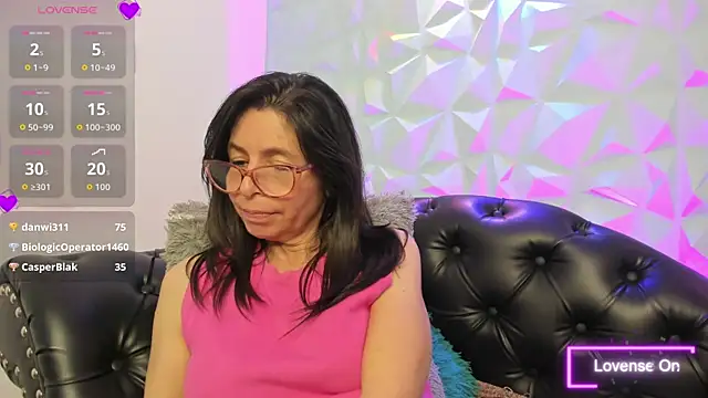 Snapshot of SabinaDeluxe_cg chatting on November 20, 2025, 12:22 am SabinaDeluxe cg online show from November 20, 2025, 12:22 am