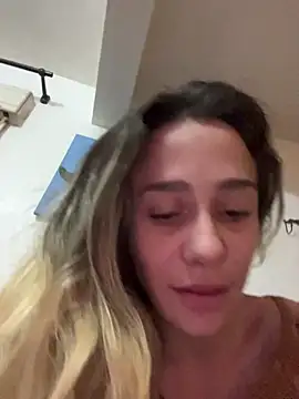 blond-96 online show from November 7, 2025, 2:44 am