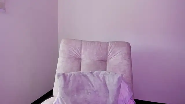 Arianna Jannes online show from November 23, 2025, 5:02 pm