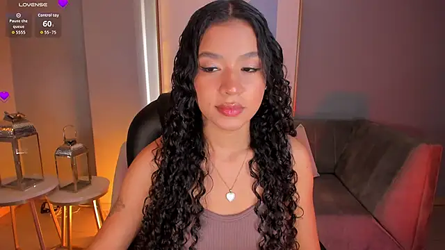 SophieHouston  online show from September 24, 2025, 2:15 am