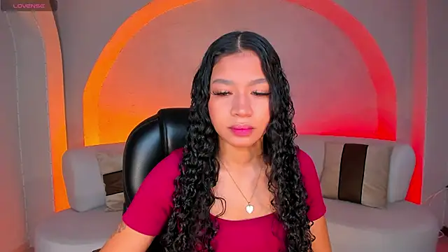 SophieHouston  online show from October 30, 2025, 4:36 am