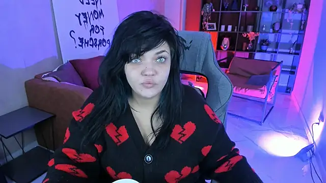 MaryHarrys online show from November 3, 2025, 2:24 am