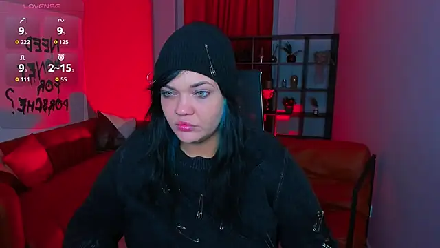 MaryHarrys online show from November 13, 2025, 2:32 am