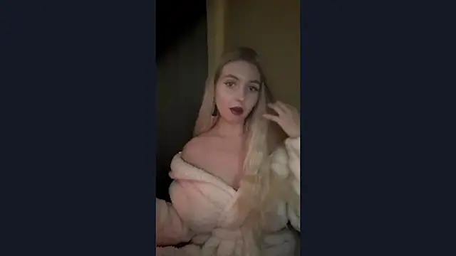 Snapshot of sindi_love_u chatting on October 20, 2025, 8:15 am sindi love u online show from October 20, 2025, 8:15 am