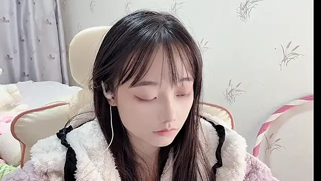 puppy-999 online show from November 14, 2025, 10:25 am