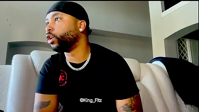 Snapshot of KING_FITZ chatting on April 25, 2026, 2:25 pm KING FITZ online show from April 25, 2026, 2:25 pm