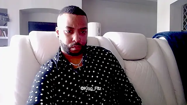 Snapshot of KING_FITZ chatting on April 29, 2026, 2:10 pm KING FITZ online show from April 29, 2026, 2:10 pm