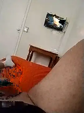 Snapshot of 4pulgadas chatting on November 4, 2025, 5:23 pm 4pulgadas online show from November 4, 2025, 5:23 pm