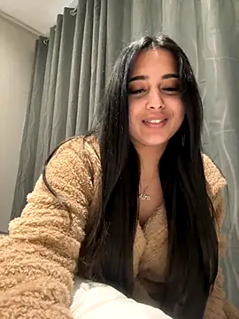 LilMisIndianx online show from September 12, 2025, 7:19 am