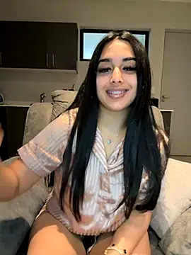 LilMisIndianx online show from October 16, 2025, 6:36 am