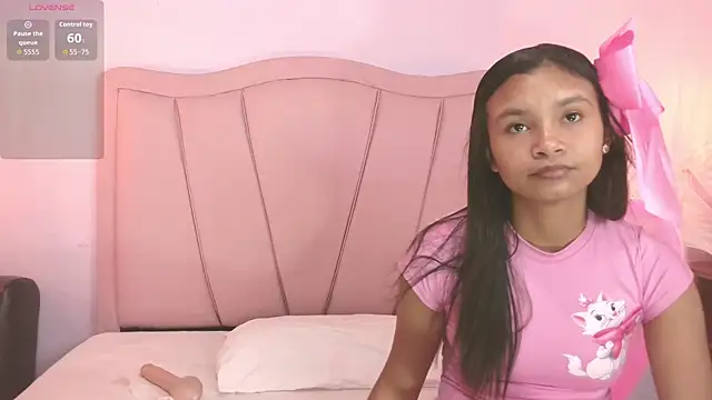 liz7skinny online show from December 20, 2025, 9:33 pm