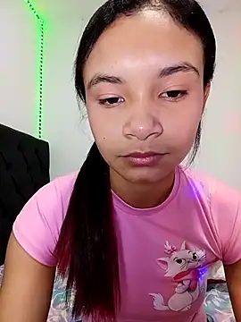 liz7skinny online show from March 30, 2026, 9:05 pm