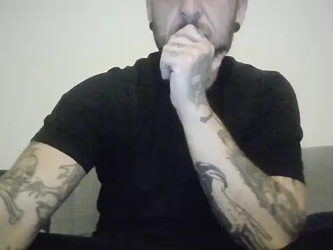 Snapshot of MrNice85 chatting on September 26, 2025, 10:58 pm MrNice85 online show from September 26, 2025, 10:58 pm