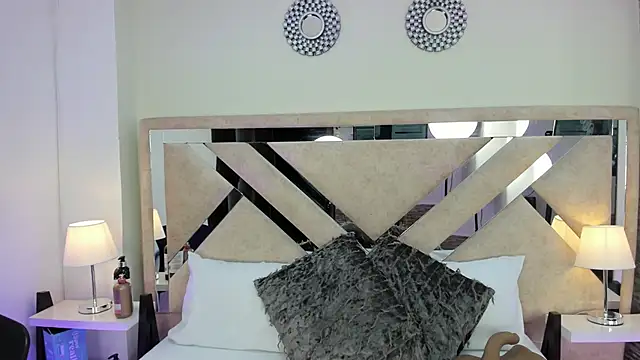 ximena vasquez8 online show from March 16, 2026, 3:01 am