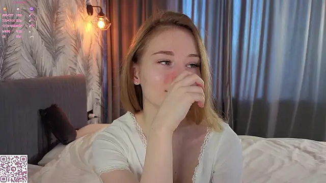 ElvinaRose online show from March 27, 2026, 4:40 am