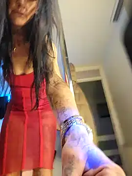 Snapshot of Tannedtattooed69 chatting on December 3, 2025, 9:02 pm Tannedtattooed69 online show from December 3, 2025, 9:02 pm