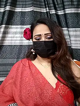 Snapshot of Mow_955 chatting on February 13, 2026, 6:37 pm Mow 955 online show from February 13, 2026, 6:37 pm