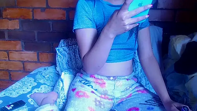 Snapshot of sabrina_v_ chatting on September 19, 2025, 4:51 pm sabrina v online show from September 19, 2025, 4:51 pm