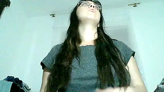 Snapshot of lareinalareinadelanal chatting on October 7, 2025, 12:24 pm lareinalareinadelanal online show from October 7, 2025, 12:24 pm