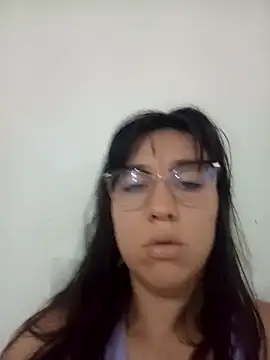 Snapshot of lareinalareinadelanal chatting on October 14, 2025, 11:11 am lareinalareinadelanal online show from October 14, 2025, 11:11 am