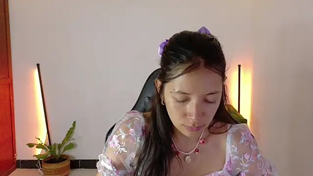 Sarasavage online show from January 8, 2026, 12:07 pm