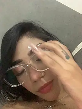 ElaRose 12 online show from October 13, 2025, 7:36 pm