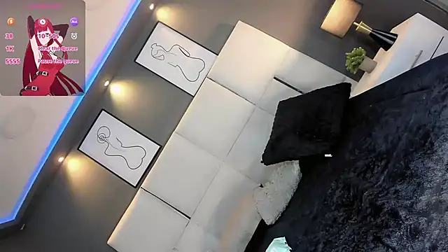 LiaFernandaa online show from December 2, 2025, 1:39 pm