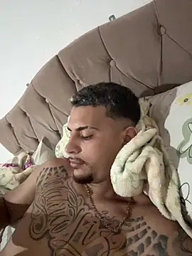 Snapshot of caioceara chatting on April 13, 2026, 5:29 pm caioceara online show from April 13, 2026, 5:29 pm