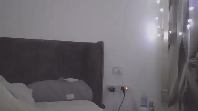 maayanlevi2 online show from February 27, 2026, 9:48 pm