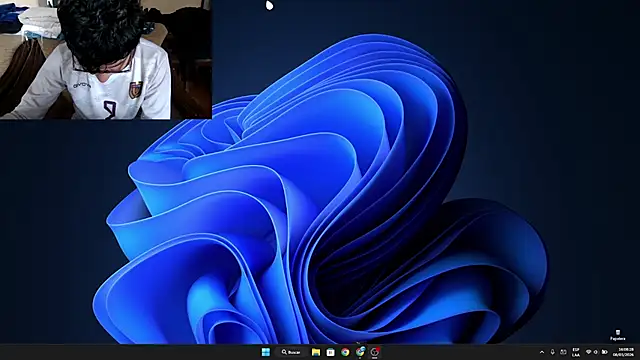 Alexxxooo01 online show from March 8, 2026, 9:07 pm