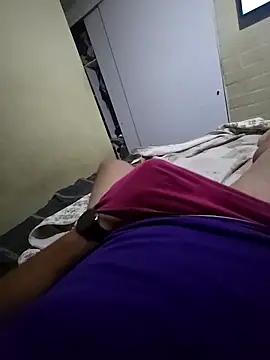 hotcower online show from April 18, 2026, 2:15 am