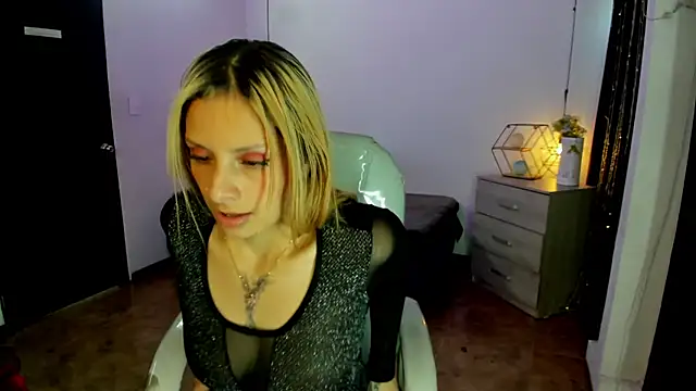 Jennaa Cooper online show from September 21, 2025, 9:16 pm