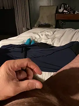 Snapshot of Bourne_606 chatting on October 29, 2025, 7:04 pm Bourne 606 online show from October 29, 2025, 7:04 pm